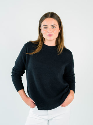 FINN EVERYDAY CREWNECK