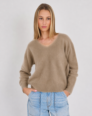 LUNA BRUSHED CASHMERE VEE